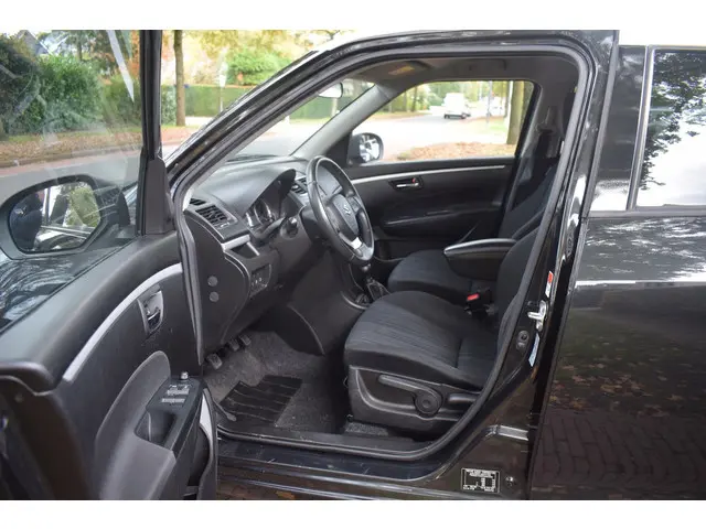 Suzuki Swift 1.2 Comfort EASSS 2016 Benzine 10