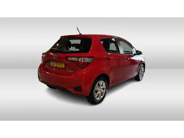 Toyota Yaris 1.5 Hybrid Active 2019 Hybride Benzine 4