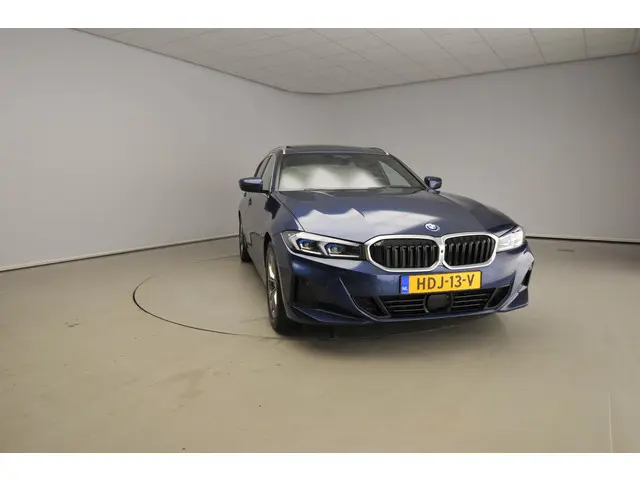 BMW 3 Serie Touring 320e 2023 Hybride Benzine 5