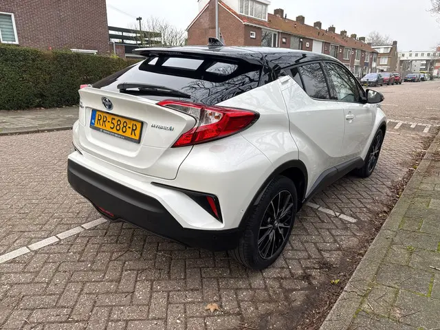 Toyota C-HR 1.8 Hybrid Style 2018 Hybride Benzine 5
