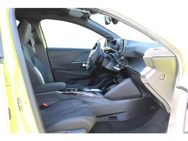 Peugeot e-208 EV GT 51 kWh 2025 Elektrisch 13
