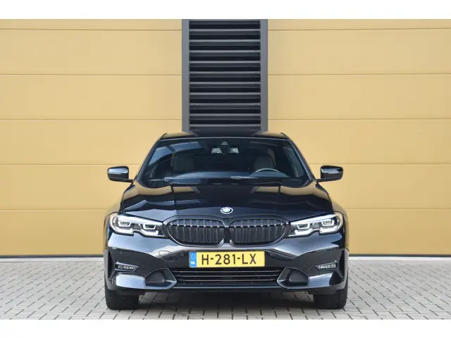 BMW 3 Serie 330e eDrive Edition 2020 Hybride Benzine 7