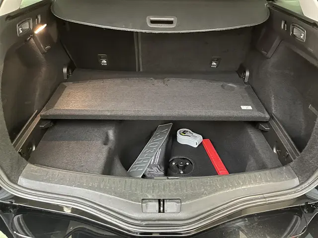 Renault Mégane Estate 1.3 TCe 140 Techno 2023 Benzine 36