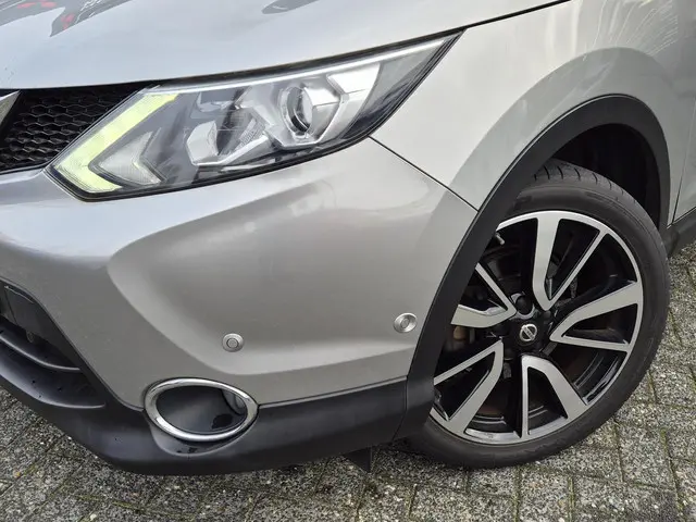 Nissan QASHQAI 1.2 Tekna 2015 Benzine 33