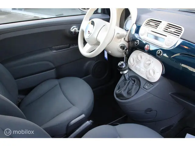 Fiat 500 1.2 Lounge/Pano/Airco/All season/Lm/ 2013 Benzine 16