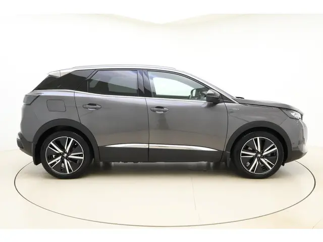 Peugeot 3008 1.6 HYbrid4 300pk GT 2021 Hybride Benzine 9