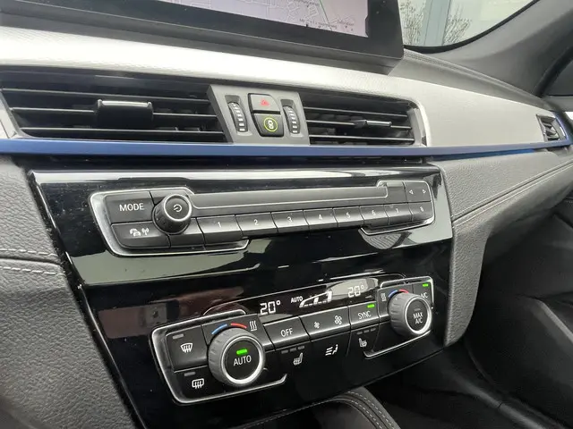 BMW X1 xDrive25e eDrive Edition 2021 Hybride Benzine 16