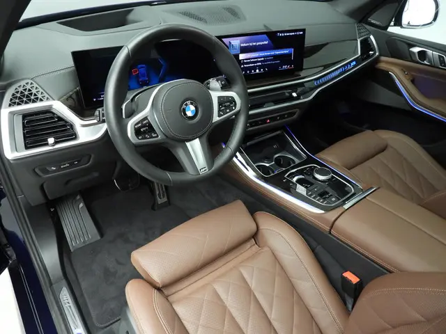 BMW X5 xDrive40d 2025 Diesel 6