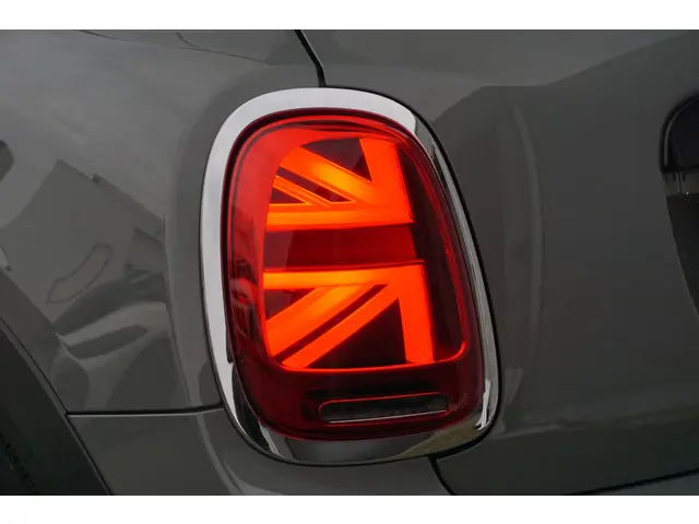 MINI 5-Deurs Cooper S Chili 2020 Benzine 26