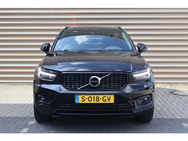 Volvo XC40 1.5 T5 Recharge R-Design 2020 Hybride Benzine 8