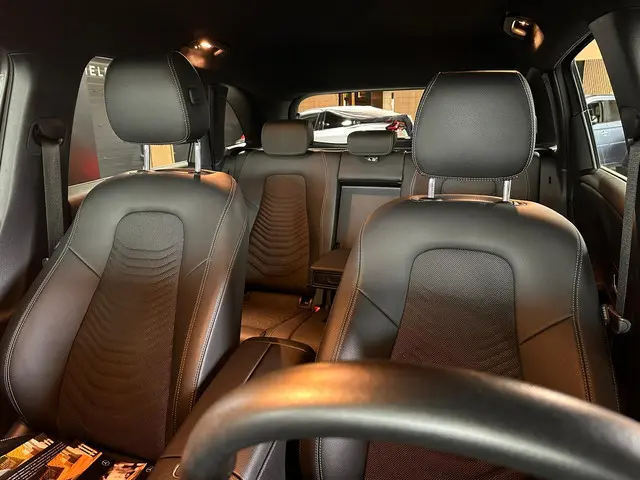 Mercedes-Benz B-Klasse 180 Business Line 2022 Benzine 16