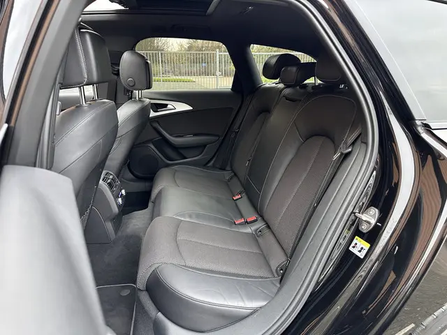 Audi A6 Avant 2.0 TFSI quattro S-Line 2018 Benzine 27