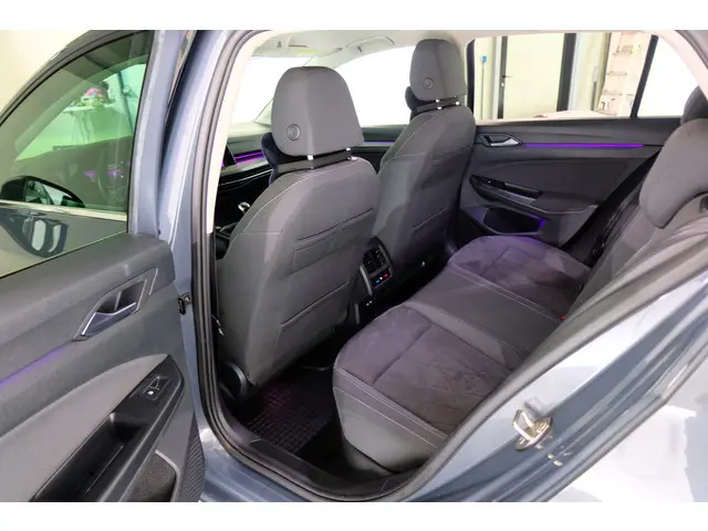 Volkswagen Golf 1.5 TSI R-Line 2020 Benzine 5