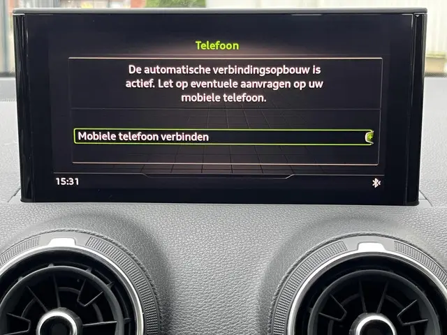 Audi Q2 30 TFSI Business Edition 2021 Benzine 73