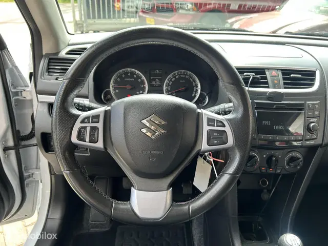 Suzuki Swift 1.2 Business Edition EASSS 2016 Benzine 11