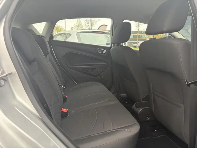 Ford Fiesta 1.0 Champion 2013 Benzine 11