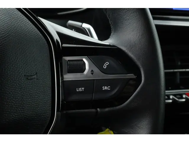 Peugeot 2008 1.2 PureTech 130 Allure 2024 Benzine 11