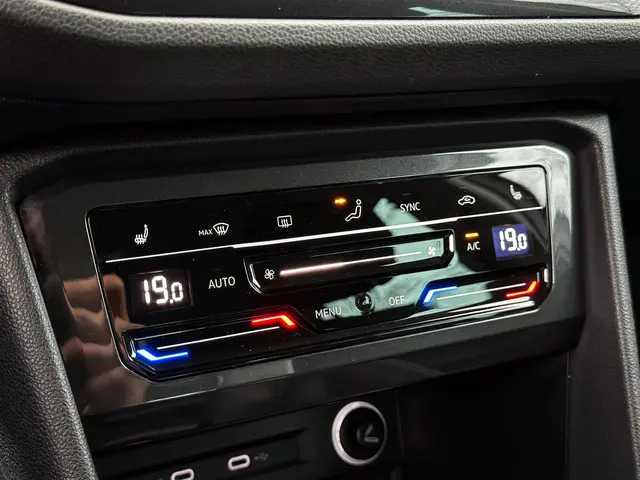 Volkswagen Tiguan 1.5 TSI Life Business 2022 Benzine 17