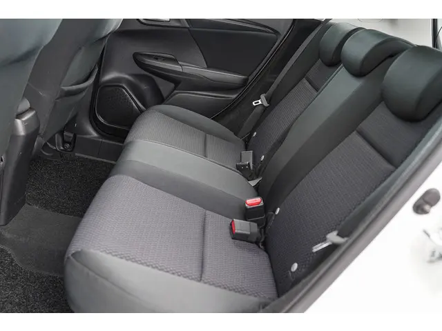 Honda Jazz 1.3i VTEC TREND 2019 Benzine 36