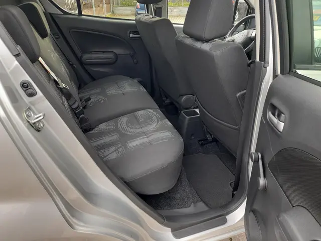 Opel Agila 1.0 Berlin 2013 Benzine 9