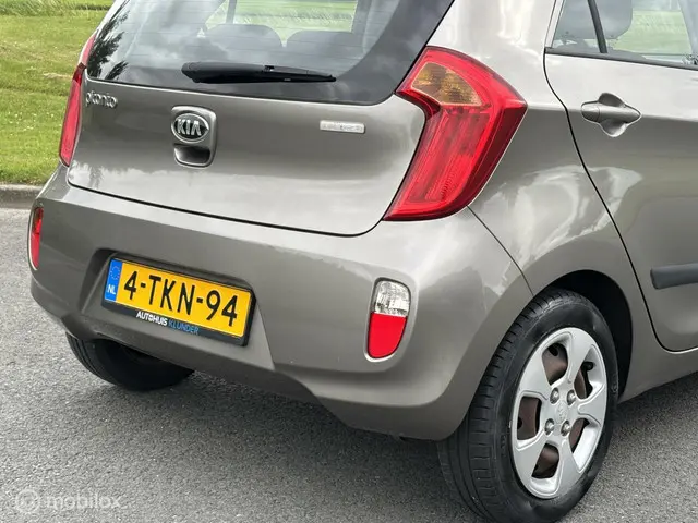 Kia Picanto 1.0 World Cup Ed | 58.000KM NAP | 2014 Benzine 6