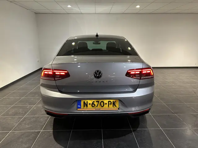 Volkswagen Passat 1.5 TSI Business 2021 Benzine 17