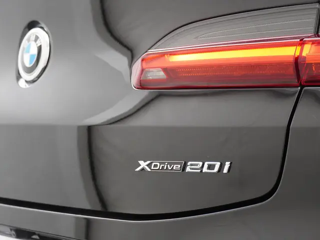 BMW X4 xDrive20i High Executive Edition 2021 Benzine 27
