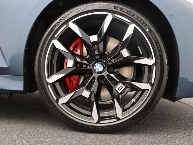 BMW 3 Serie Touring 330e 2025 Hybride Benzine 21