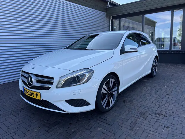 Mercedes-Benz A-Klasse 180 2012 Benzine 18