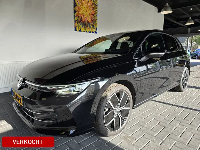 Volkswagen Golf 1.5 eTSI Edition 50 2024 Benzine