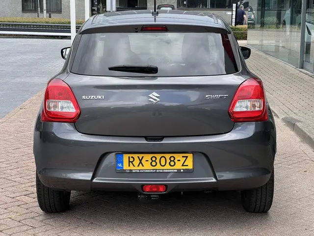 Suzuki Swift 1.2 Select 2018 Benzine 10