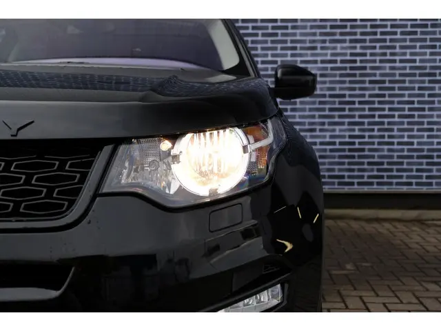 Land Rover Discovery Sport 2.0 Si4 4WD SE 2016 Benzine 15