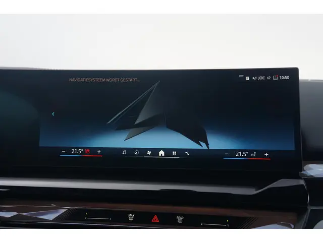 BMW 5 Serie Touring 550e xDrive 2026 Hybride Benzine 13