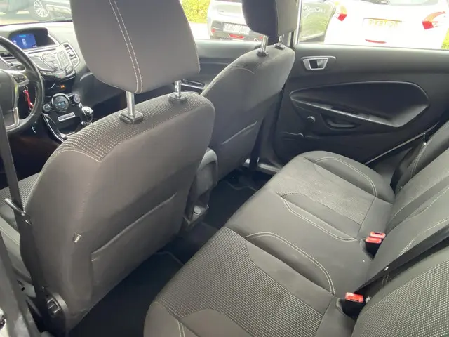Ford Fiesta 1.0 EcoBoost Titanium 2016 Benzine 16