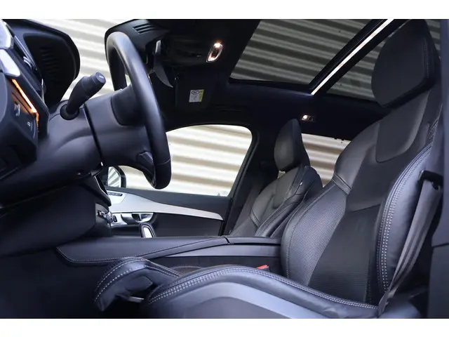 Volvo XC90 B6 AWD R-Design 2022 Benzine 35