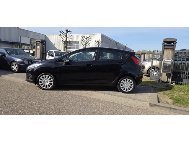 Ford Fiesta 1.0 EcoBoost Titanium 2016 Benzine 3