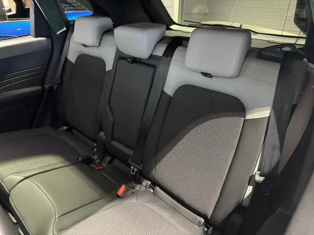 Ford Kuga 2.5 PHEV Sound Edition 2026 Hybride Benzine 7