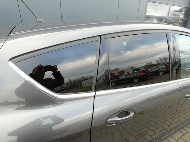 Ford C-MAX HELAAS VERKOCHT!!! 2017 Benzine 43