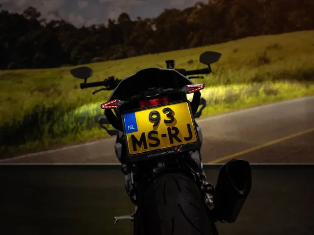 BMW M 1000 R Sport 2023 Benzine 8