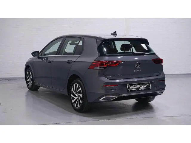 Volkswagen Golf 1.4 eHybrid Style 2022 Hybride Benzine 7