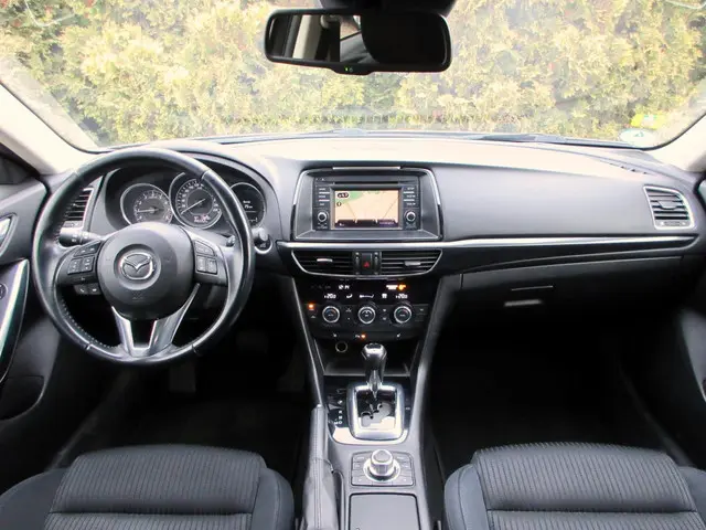 Mazda 6 2.0i Automaat*Navi *Pdc*Cruise*165 PK* 2013 Benzine 6