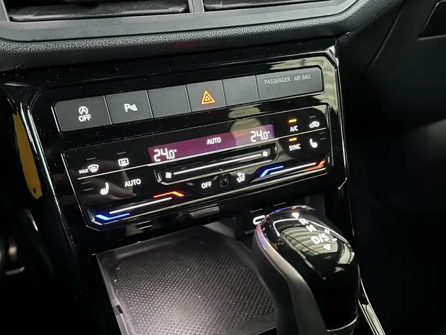 Volkswagen T-Cross 1.0 TSI R-Line 2022 Benzine 18