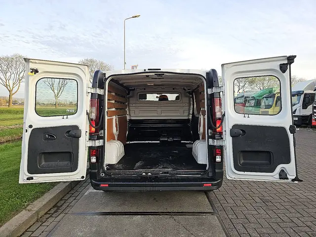 Renault Trafic 1.6 DCI 2019 Diesel 14