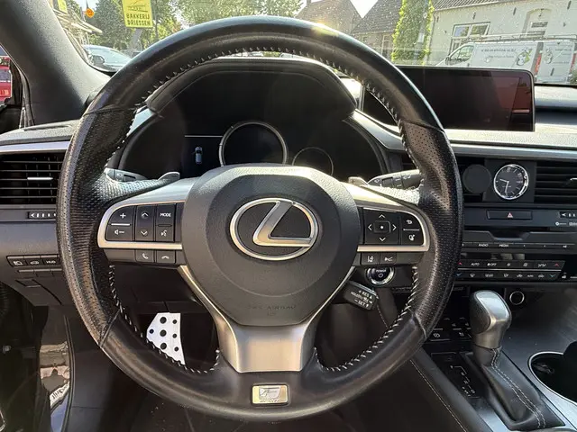 Lexus RX 450h 4WD F Sport Line 2017 Hybride Benzine 11