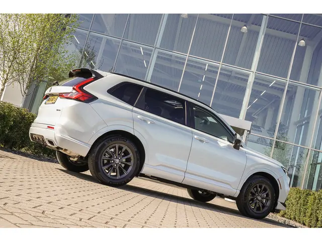 Honda CR-V 2.0i e:HEV LUXURY EDITION 2025 Hybride Benzine 9