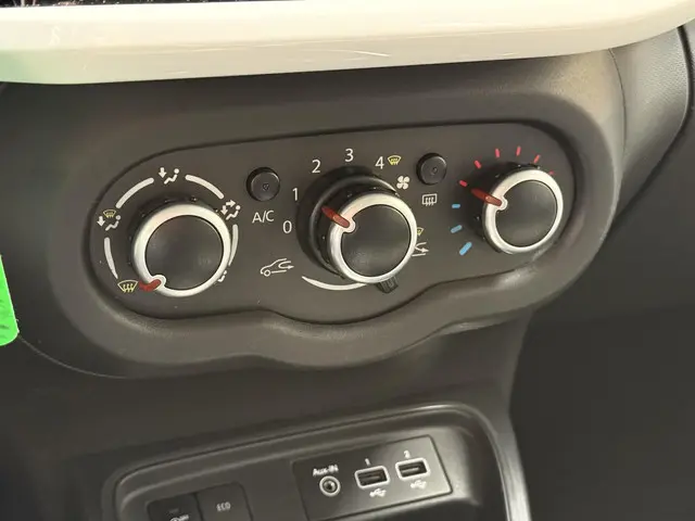 Renault Twingo 0.9 TCe Intens 2019 Benzine 18