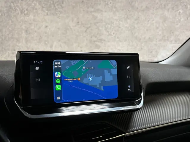 Peugeot 2008 1.2 PureTech Allure Sport 2021 Benzine 19