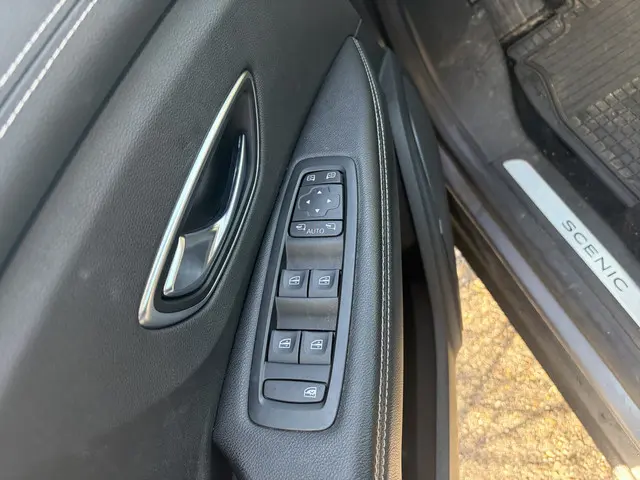 Renault Scénic 1.3 TCe Intens 2018 Benzine 8