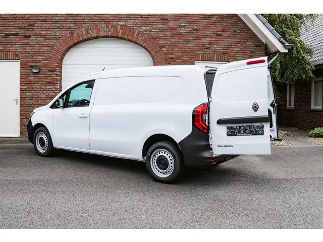 Renault Kangoo 1.5 Blue dCi 95 Comfort L2 2024 Diesel 29