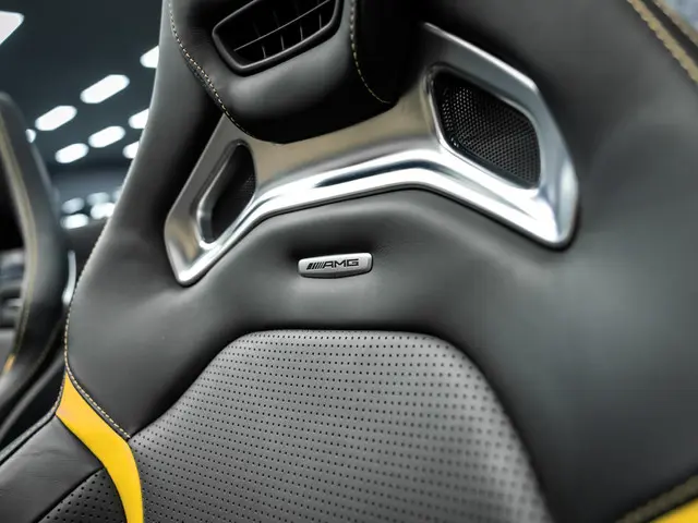 Mercedes-Benz C-Klasse Cabrio AMG 63 S 2022 Benzine 27